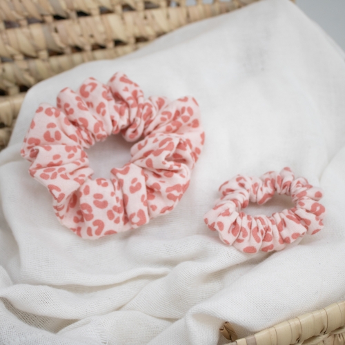 Chouchou léopard rose