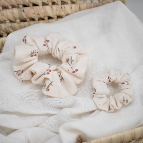 Chouchou écru motif cerises