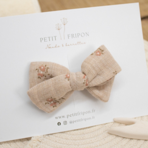 Nœud petites fleurs roses sur double gaze gris beige