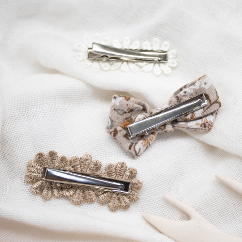 Lot de 3 pinces fleurs fleuri brun et blanc